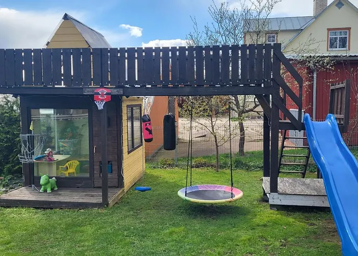 Tiny House Near Viljandi Lake